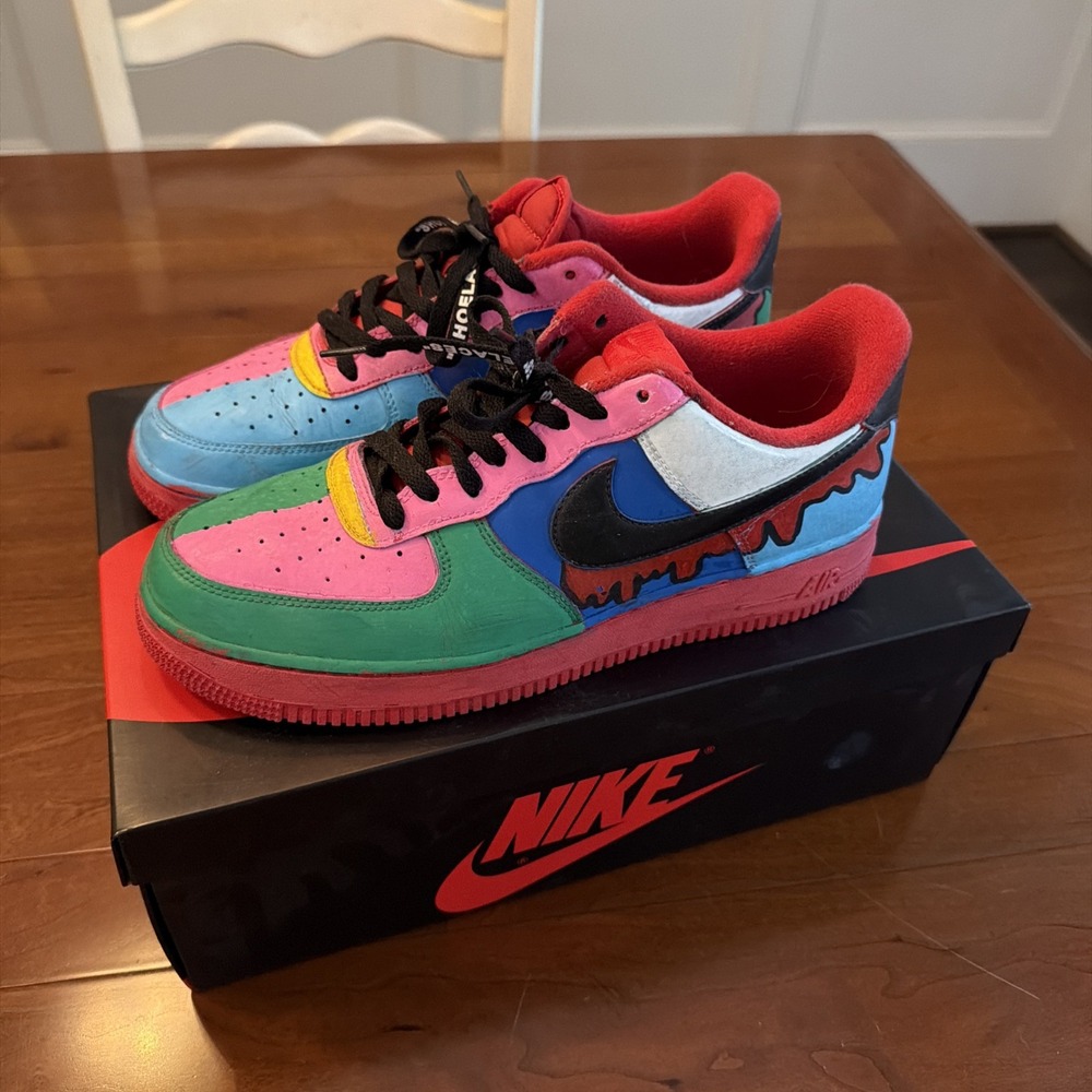 Custom Design Hand Painted Nike Air Force 1 - Picture 2 of 9